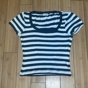 BCBG Paris Black White Crop Top Short Sleeve Blouse Woman Sz M